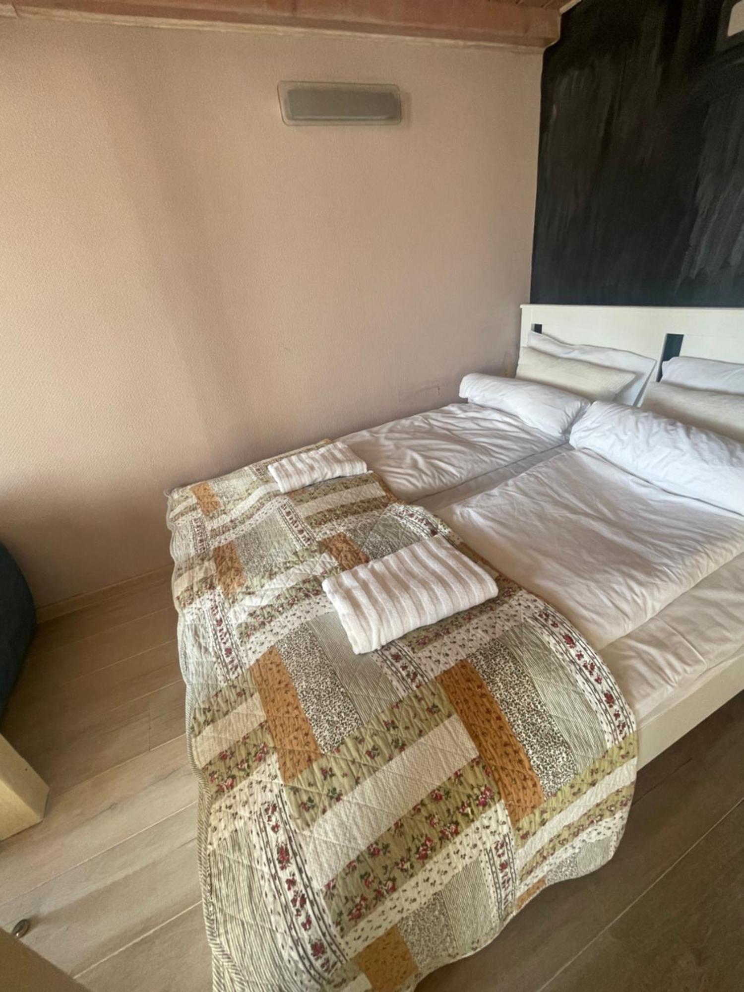 Dula Downtown Lejlighed Budapest Eksteriør billede